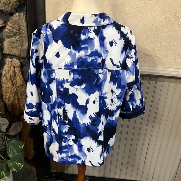 Allison Daley Jacket - Picture 2 of 4